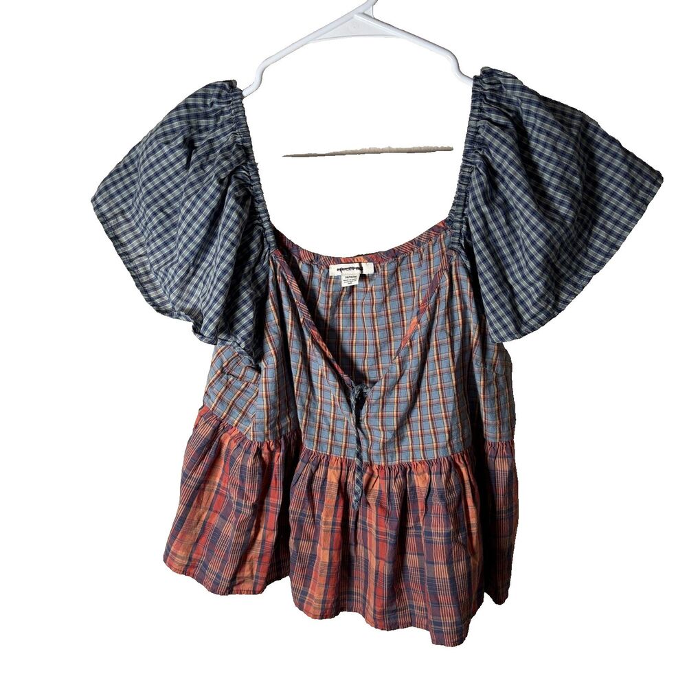 American Eagle Blouse Women's Medium V-Neck Plaid Short Sleeve Lightweight